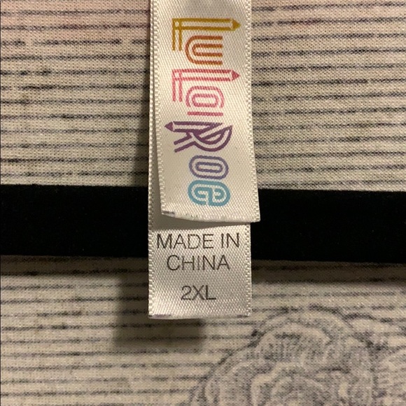 Top - Picture 3 of 3